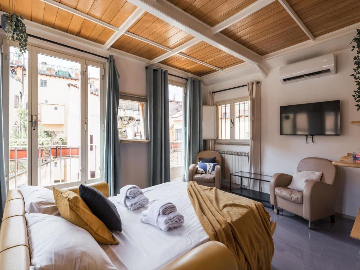 The Best Rent - Two-Bedroom Apartment With Terrace Near Trevi Fountain 罗马 外观 照片
